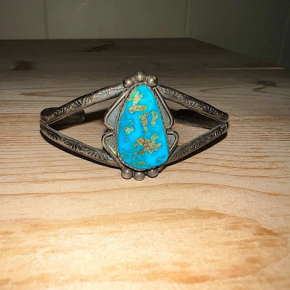 Jewelry - Vintage Turquoise Bracelet